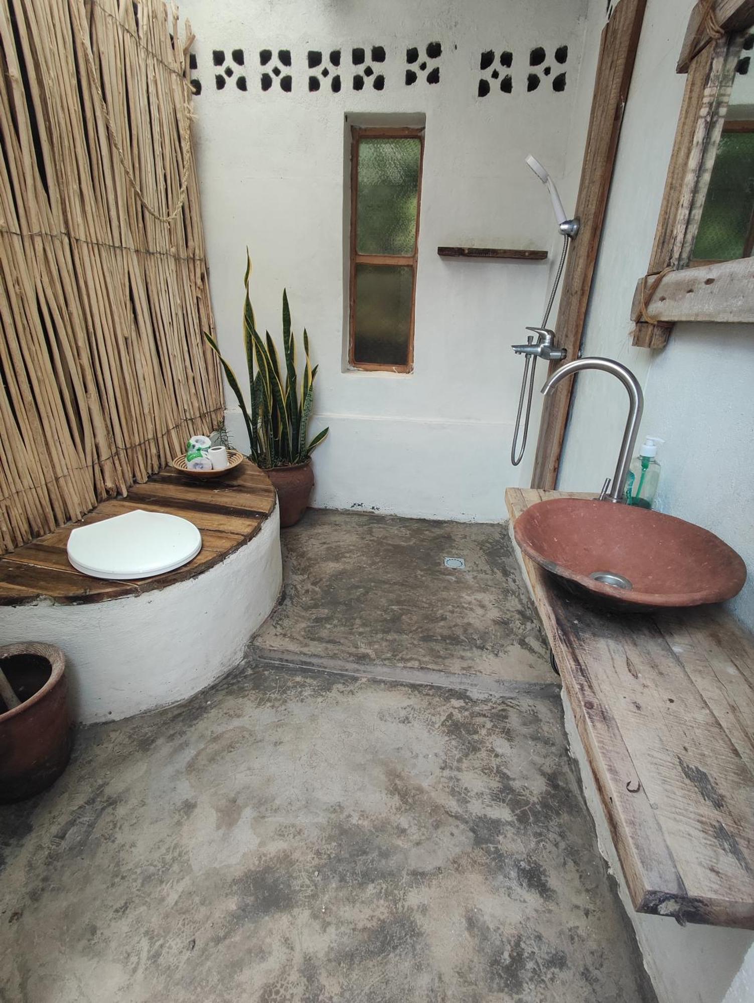Inzu Lodge Gisenyi Esterno foto